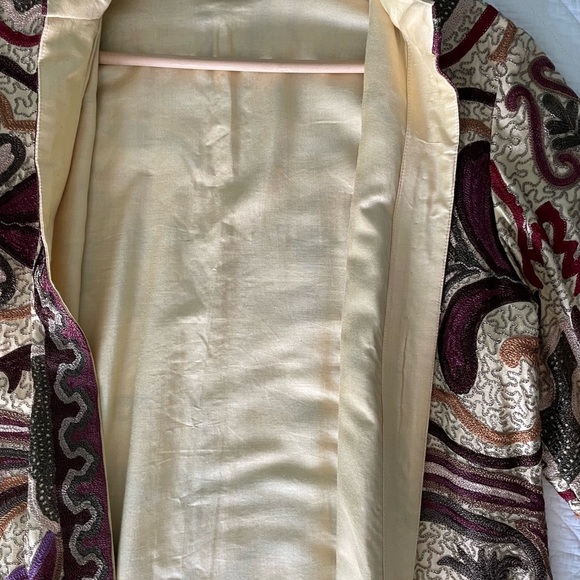 Intricate Hand Embroidered Indian Tapestry Coat/Jacket - Picture 3 of 6